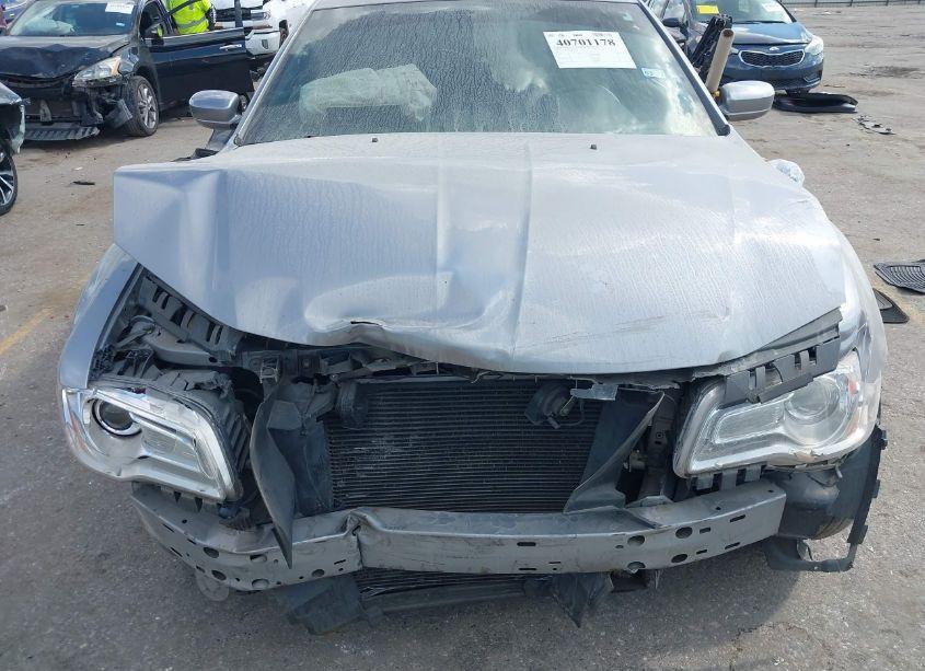 Photo 12 of 2013 Chrysler 300 MOTOWN (VIN 2C3CCAAG5DH561208)