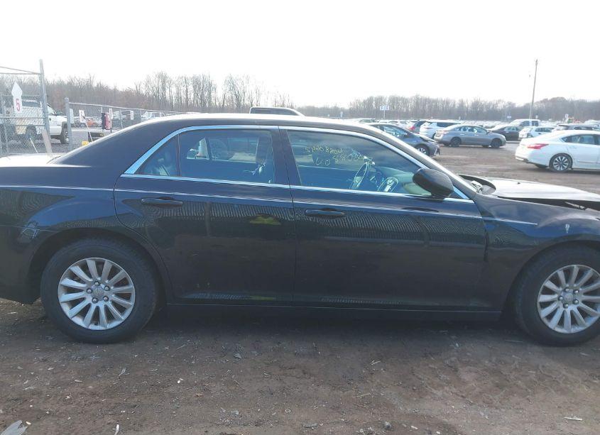 Photo 13 of 2014 Chrysler 300 (VIN 2C3CCAAG5EH190178)