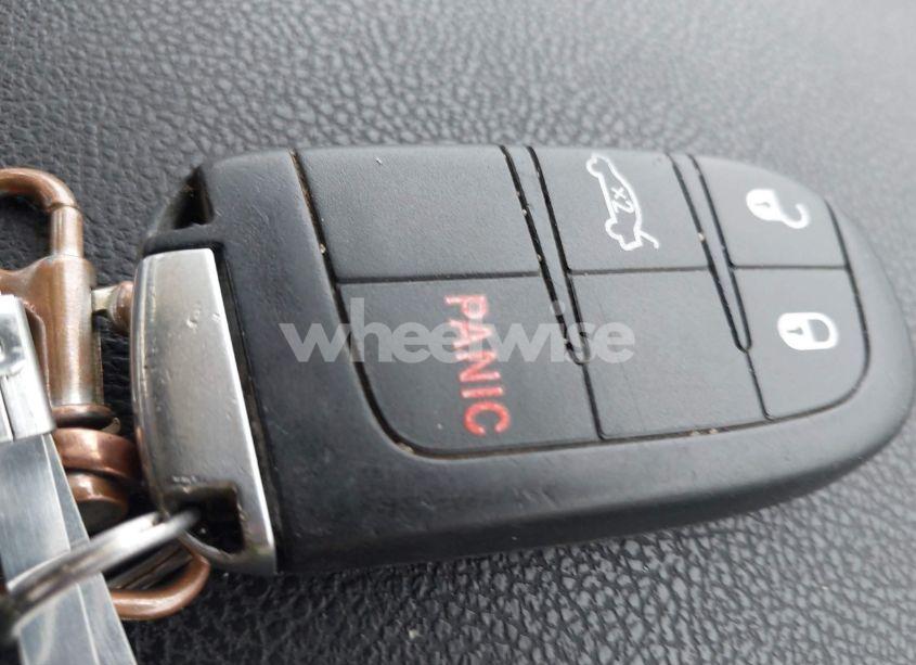 Photo 11 of 2015 Chrysler 300 LIMITED (VIN 2C3CCAAG5FH743042)