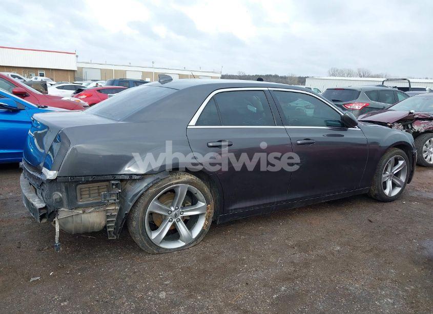 Photo 13 of 2015 Chrysler 300 LIMITED (VIN 2C3CCAAG5FH743042)