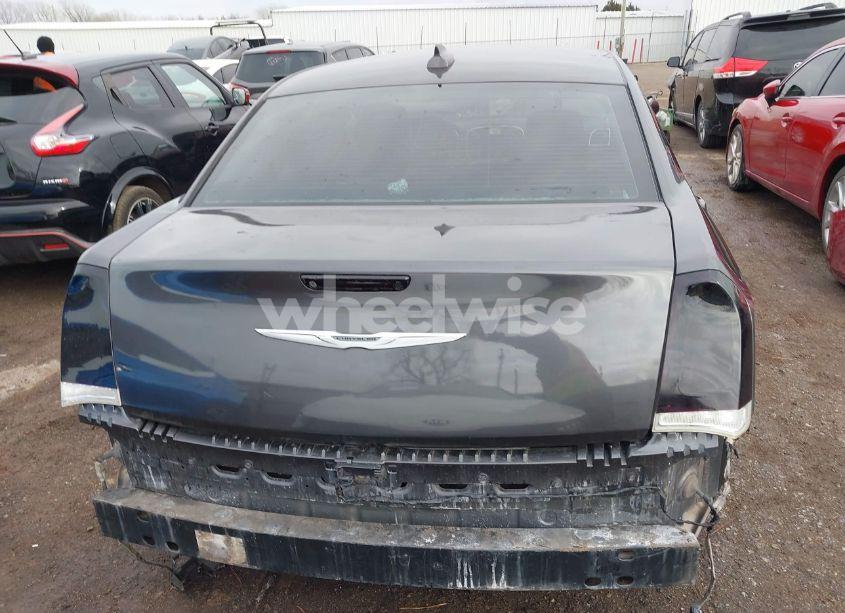 Photo 16 of 2015 Chrysler 300 LIMITED (VIN 2C3CCAAG5FH743042)