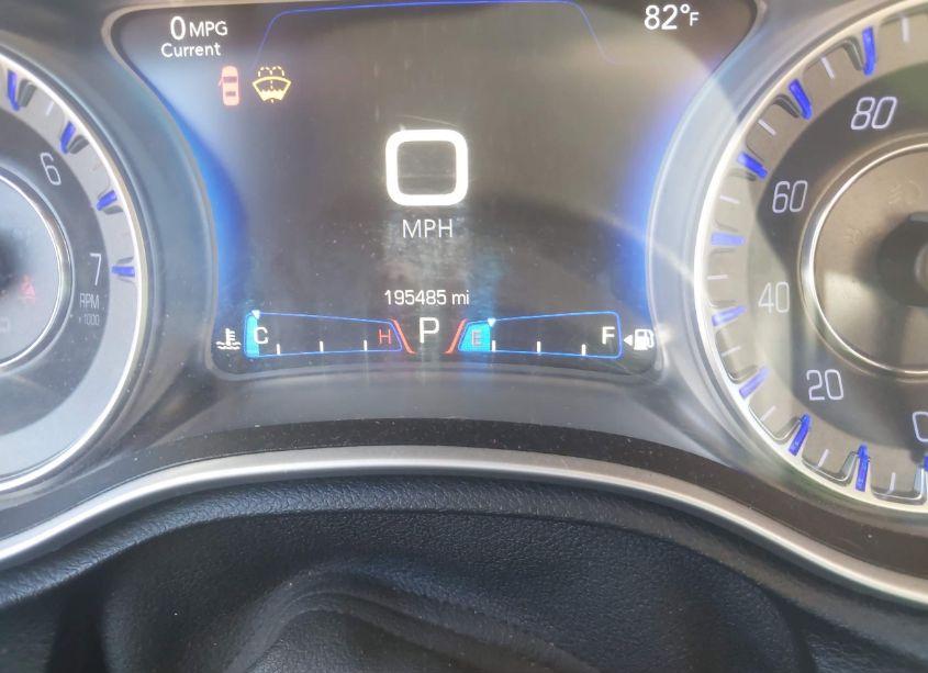 Photo 15 of 2015 Chrysler 300 LIMITED (VIN 2C3CCAAG5FH796792)