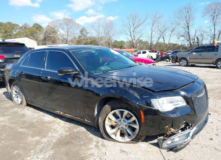 Photo 6 of 2015 Chrysler 300 LIMITED (VIN 2C3CCAAG5FH921788)