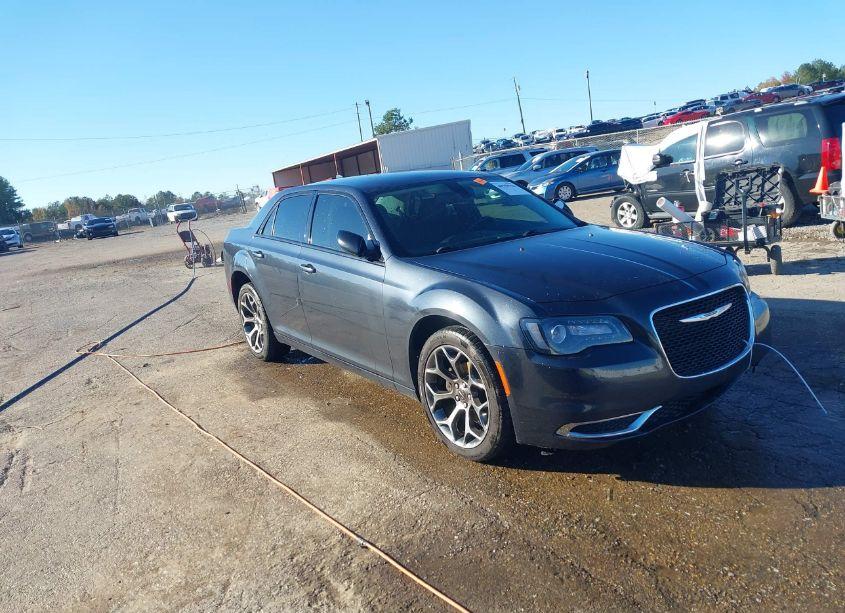 2018 Chrysler 300 TOURING (VIN 2C3CCAAG5JH340820) main photo
