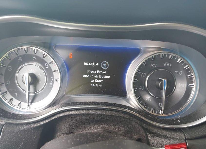 Photo 7 of 2019 Chrysler 300 TOURING (VIN 2C3CCAAG5KH500907)