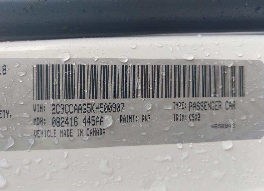 Photo 9 of 2019 Chrysler 300 TOURING (VIN 2C3CCAAG5KH500907)