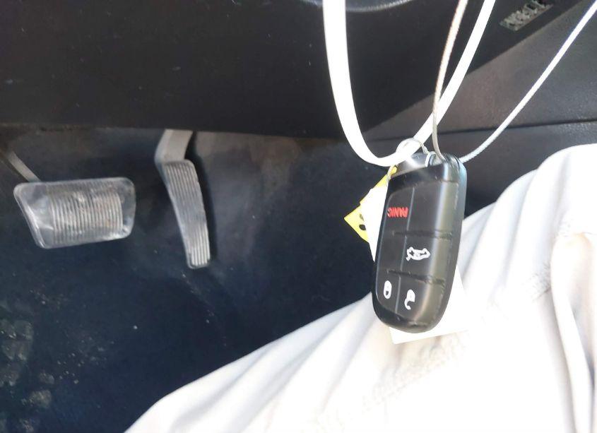 Photo 11 of 2019 Chrysler 300 TOURING (VIN 2C3CCAAG5KH614230)