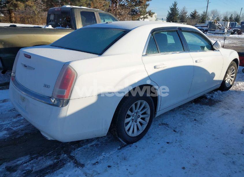 Photo 4 of 2012 Chrysler 300 (VIN 2C3CCAAG6CH116829)