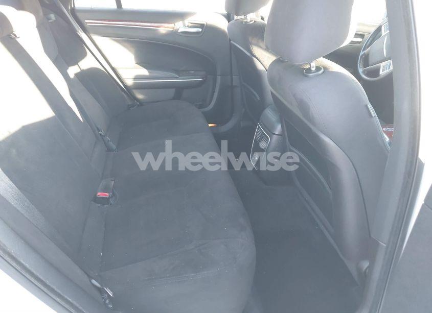 Photo 8 of 2012 Chrysler 300 (VIN 2C3CCAAG6CH116829)