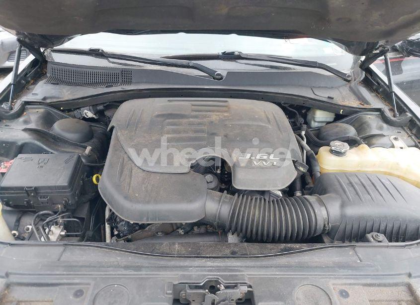 Photo 10 of 2012 Chrysler 300 (VIN 2C3CCAAG6CH138393)