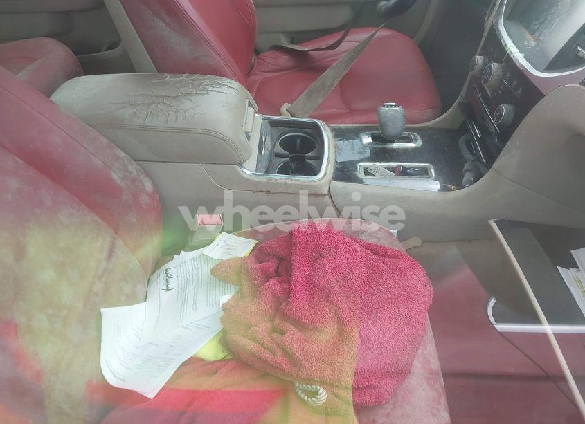 Photo 5 of 2012 Chrysler 300 (VIN 2C3CCAAG6CH138393)