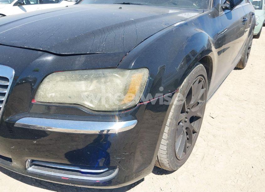 Photo 12 of 2012 Chrysler 300 (VIN 2C3CCAAG6CH261367)