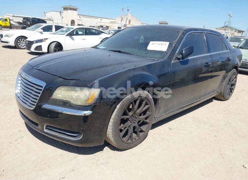 Photo 2 of 2012 Chrysler 300 (VIN 2C3CCAAG6CH261367)