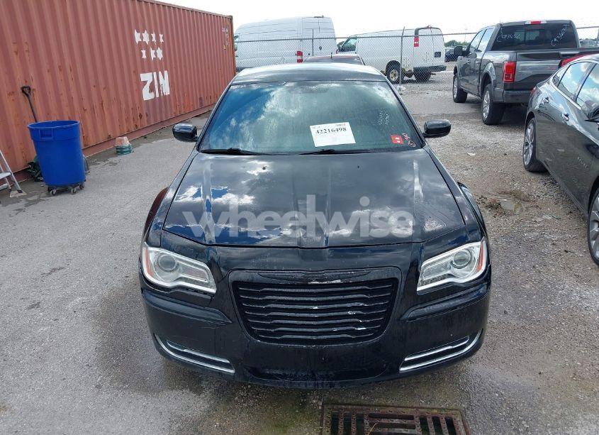 Photo 12 of 2014 Chrysler 300 (VIN 2C3CCAAG6EH220935)
