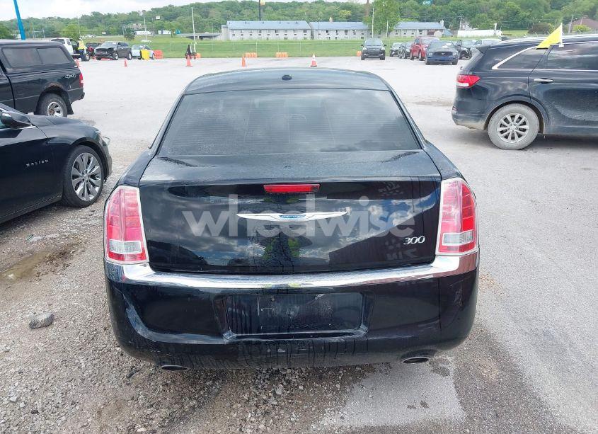 Photo 16 of 2014 Chrysler 300 (VIN 2C3CCAAG6EH220935)