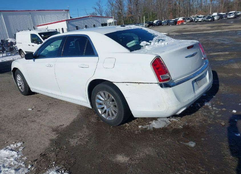 Photo 3 of 2014 Chrysler 300 (VIN 2C3CCAAG6EH365327)