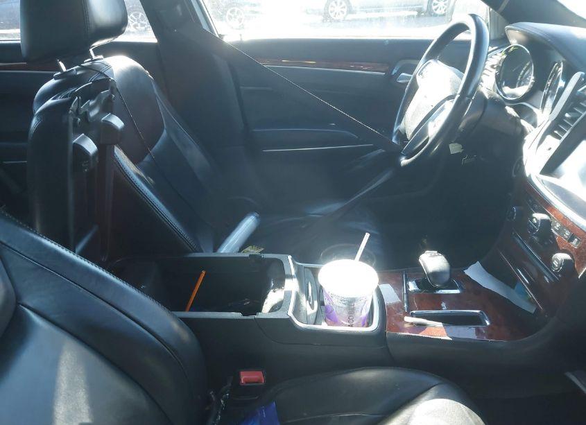 Photo 5 of 2014 Chrysler 300 (VIN 2C3CCAAG6EH365327)