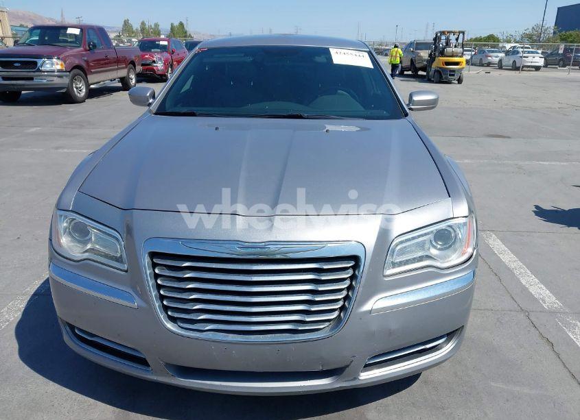 Photo 12 of 2014 Chrysler 300 (VIN 2C3CCAAG6EH383035)