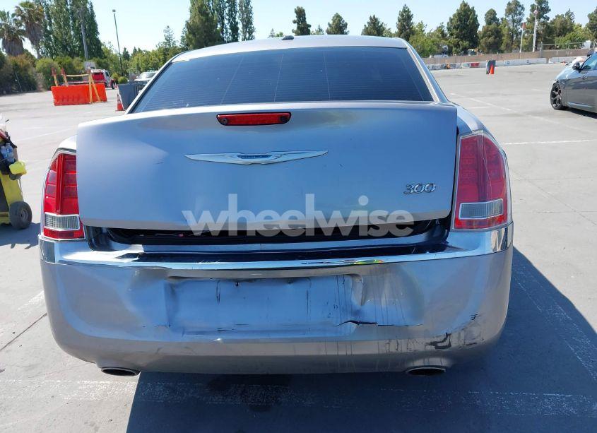 Photo 16 of 2014 Chrysler 300 (VIN 2C3CCAAG6EH383035)