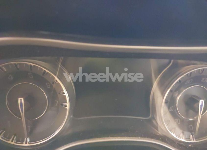 Photo 15 of 2015 Chrysler 300 LIMITED (VIN 2C3CCAAG6FH749366)