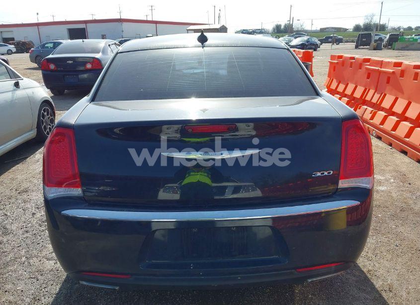 Photo 16 of 2015 Chrysler 300 LIMITED (VIN 2C3CCAAG6FH801921)