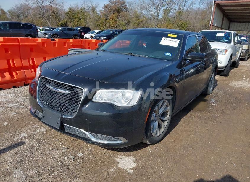 Photo 2 of 2015 Chrysler 300 LIMITED (VIN 2C3CCAAG6FH801921)