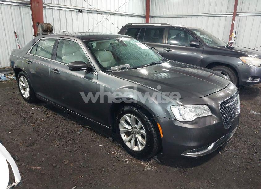 2015 Chrysler 300 LIMITED (VIN 2C3CCAAG6FH818475) main photo