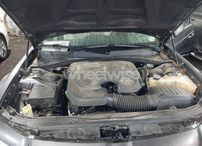 Photo 10 of 2015 Chrysler 300 LIMITED (VIN 2C3CCAAG6FH818475)