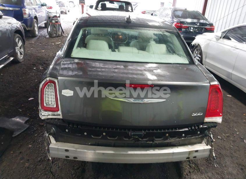 Photo 17 of 2015 Chrysler 300 LIMITED (VIN 2C3CCAAG6FH818475)