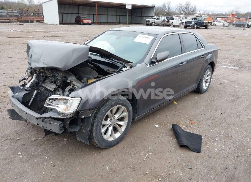 Photo 2 of 2015 Chrysler 300 LIMITED (VIN 2C3CCAAG6FH819268)