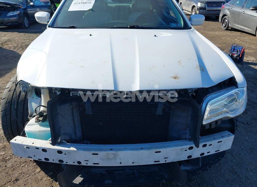 Photo 12 of 2015 Chrysler 300 LIMITED (VIN 2C3CCAAG6FH876084)