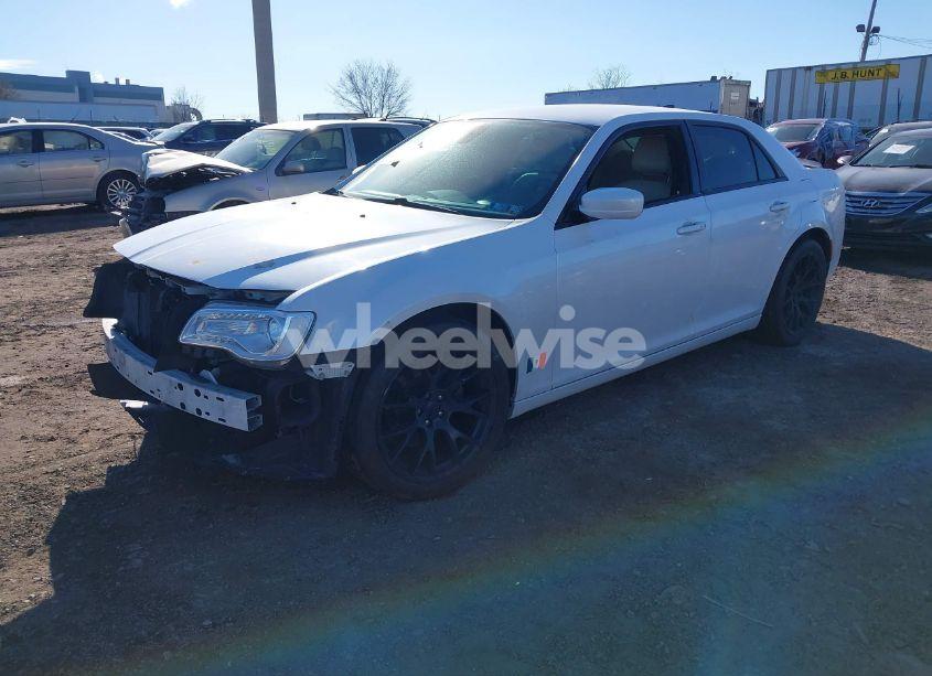 Photo 2 of 2015 Chrysler 300 LIMITED (VIN 2C3CCAAG6FH876084)