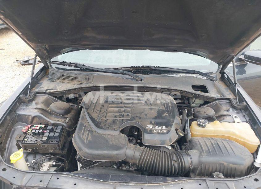 Photo 10 of 2015 Chrysler 300 LIMITED (VIN 2C3CCAAG6FH929978)