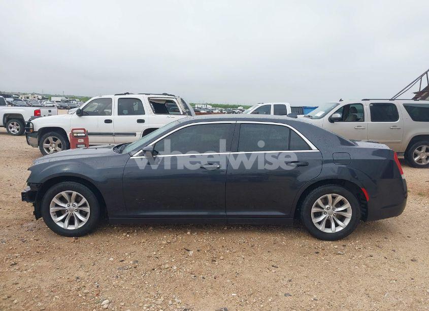 Photo 14 of 2015 Chrysler 300 LIMITED (VIN 2C3CCAAG6FH929978)
