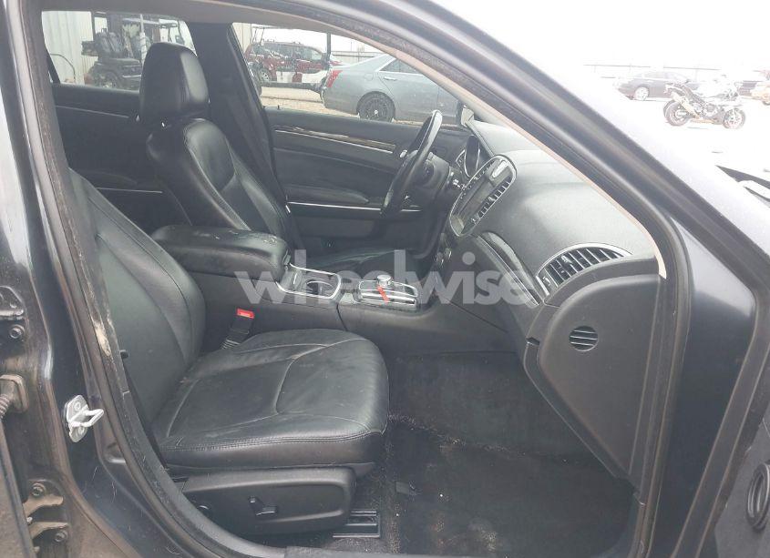 Photo 5 of 2015 Chrysler 300 LIMITED (VIN 2C3CCAAG6FH929978)