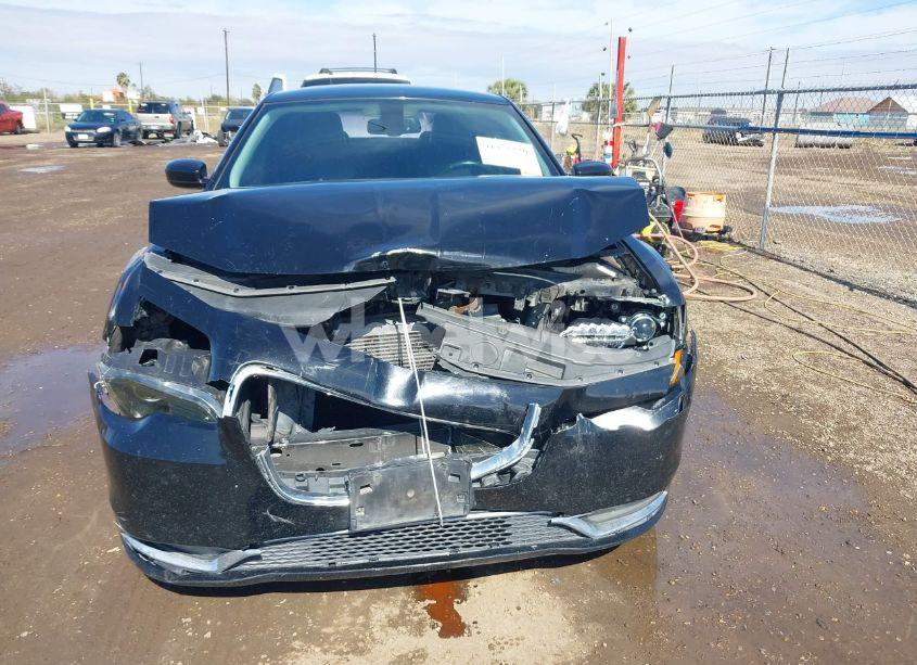 Photo 13 of 2016 Chrysler 300 LIMITED (VIN 2C3CCAAG6GH106212)