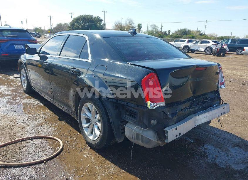 Photo 3 of 2016 Chrysler 300 LIMITED (VIN 2C3CCAAG6GH106212)