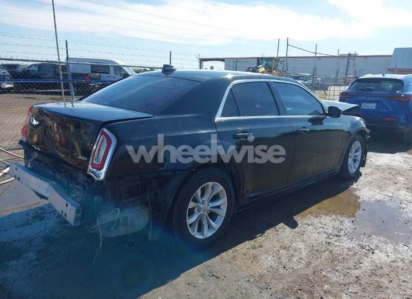 Photo 4 of 2016 Chrysler 300 LIMITED (VIN 2C3CCAAG6GH106212)