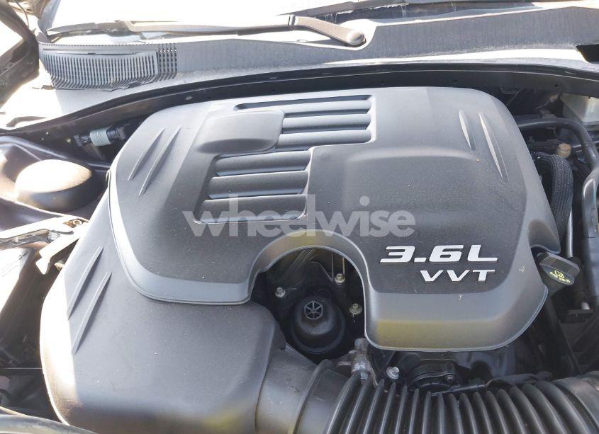 Photo 10 of 2016 Chrysler 300 LIMITED (VIN 2C3CCAAG6GH151523)