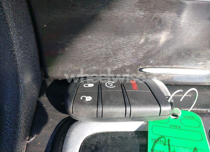 Photo 11 of 2016 Chrysler 300 LIMITED (VIN 2C3CCAAG6GH151523)