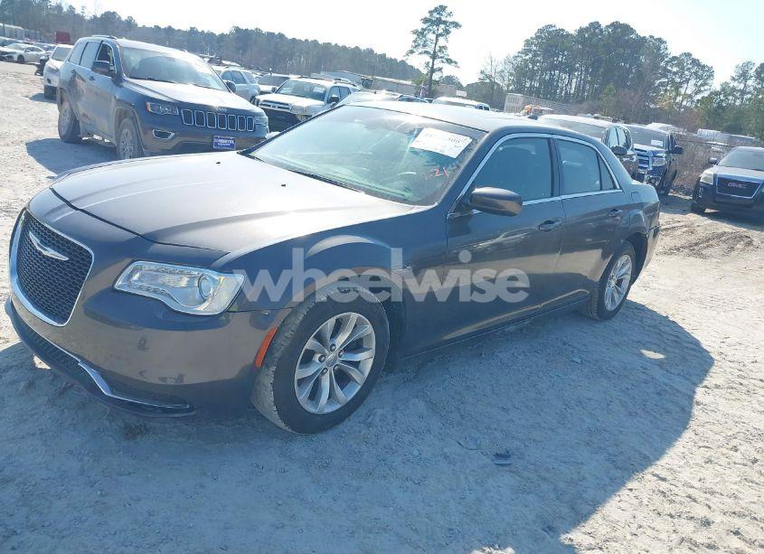 Photo 2 of 2016 Chrysler 300 LIMITED (VIN 2C3CCAAG6GH151523)