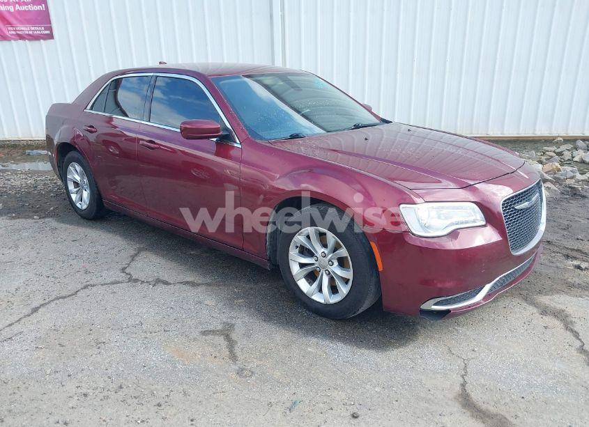2016 Chrysler 300 LIMITED (VIN 2C3CCAAG6GH252710) main photo