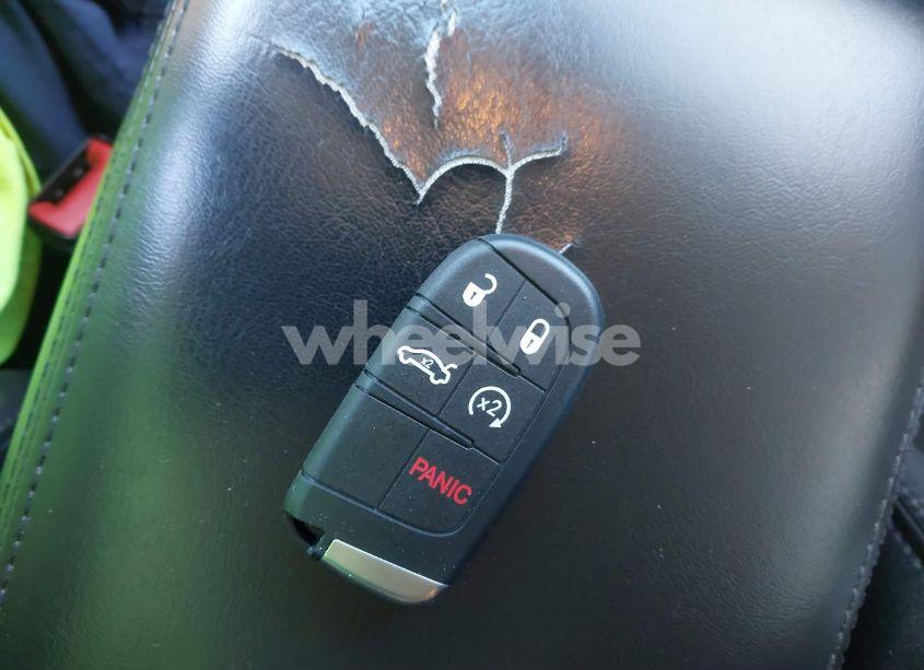 Photo 11 of 2016 Chrysler 300 LIMITED (VIN 2C3CCAAG6GH252710)