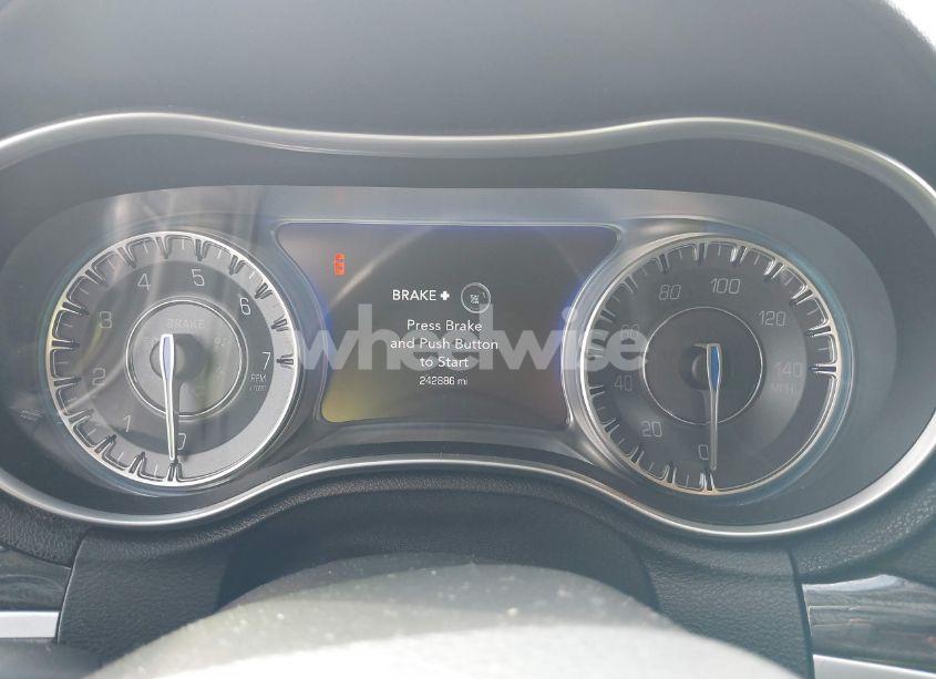 Photo 7 of 2016 Chrysler 300 LIMITED (VIN 2C3CCAAG6GH252710)