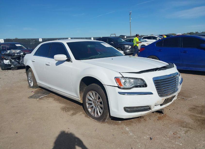 2013 Chrysler 300 MOTOWN (VIN 2C3CCAAG7DH538139) main photo