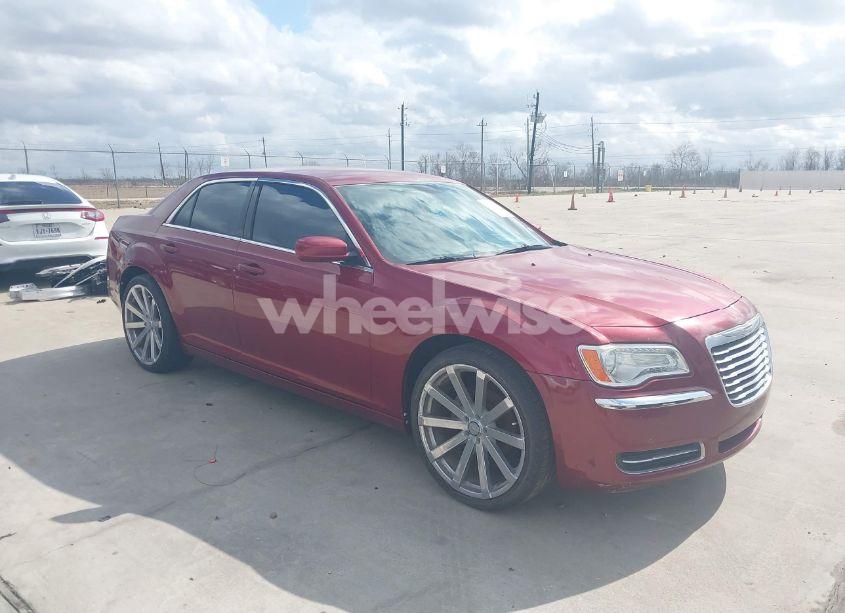2014 Chrysler 300 (VIN 2C3CCAAG7EH252907) main photo