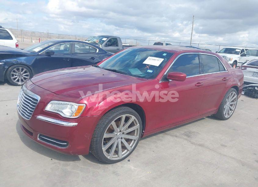 Photo 2 of 2014 Chrysler 300 (VIN 2C3CCAAG7EH252907)