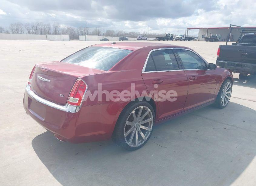 Photo 4 of 2014 Chrysler 300 (VIN 2C3CCAAG7EH252907)