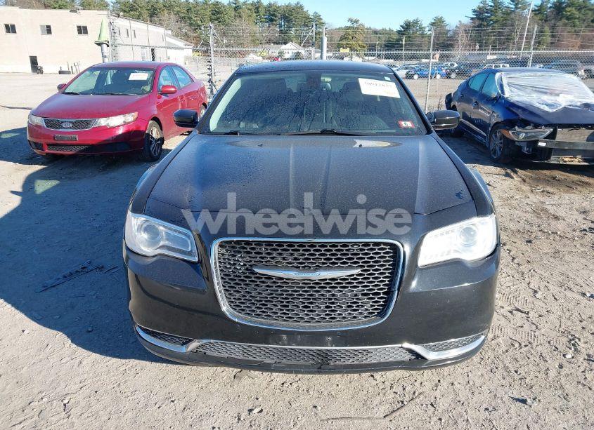 Photo 13 of 2015 Chrysler 300 LIMITED (VIN 2C3CCAAG7FH766709)