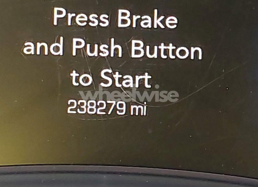 Photo 16 of 2015 Chrysler 300 LIMITED (VIN 2C3CCAAG7FH766709)